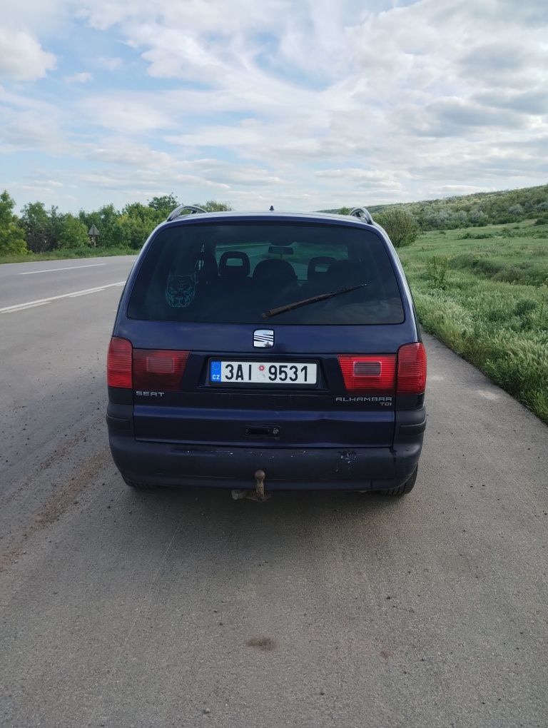 Продам Seat Alhambra