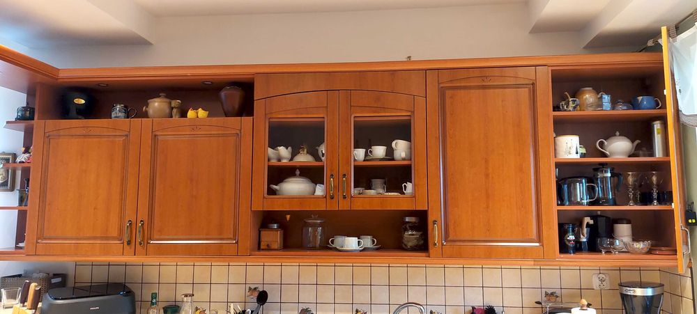 Używany komplet mebli do kuchni