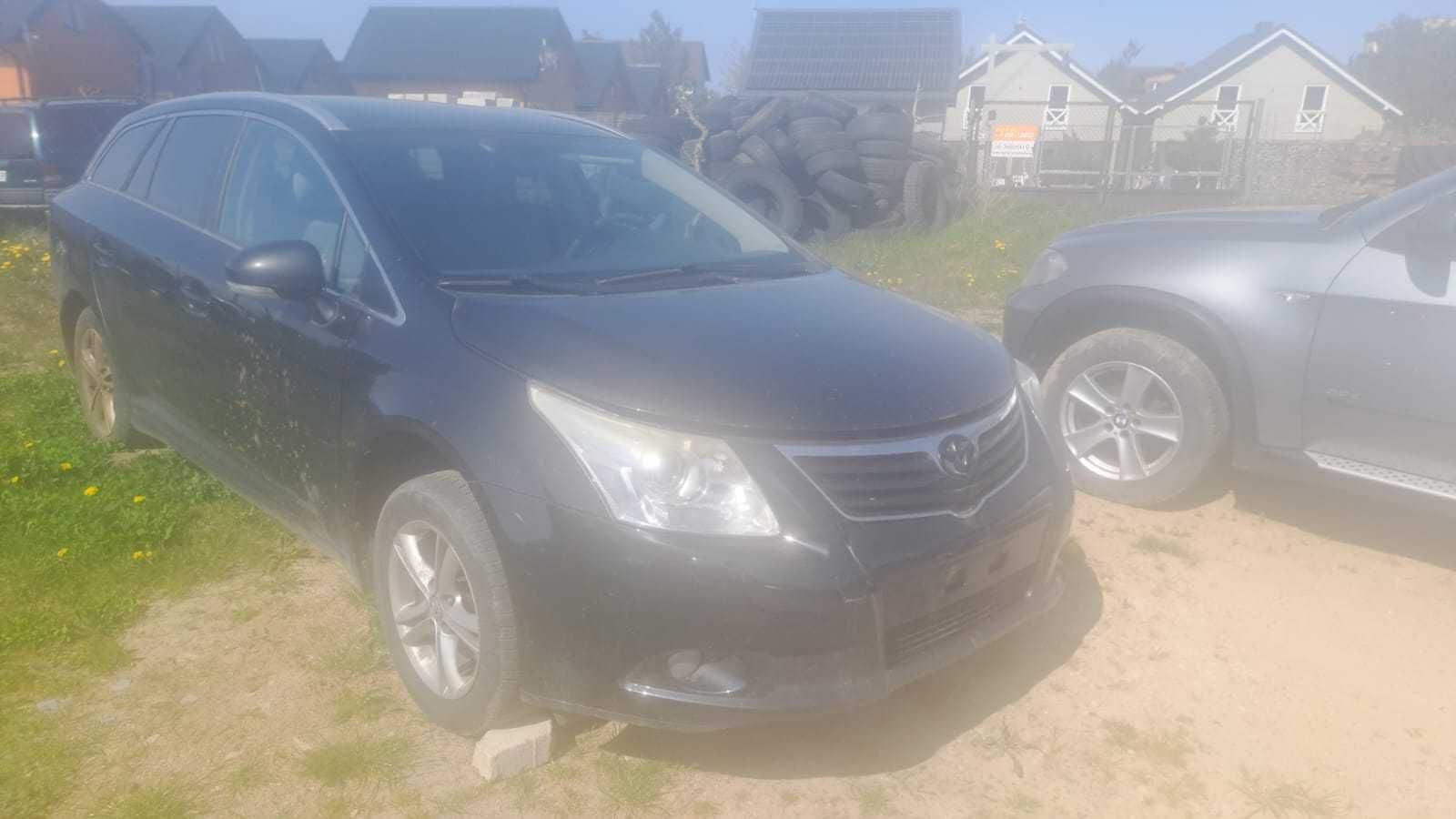 Toyota Avensis 2.0 Benz 152 KM, automat