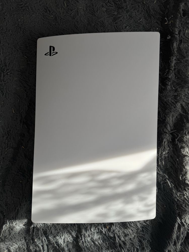 Ps5 з відео грою, є фіфа