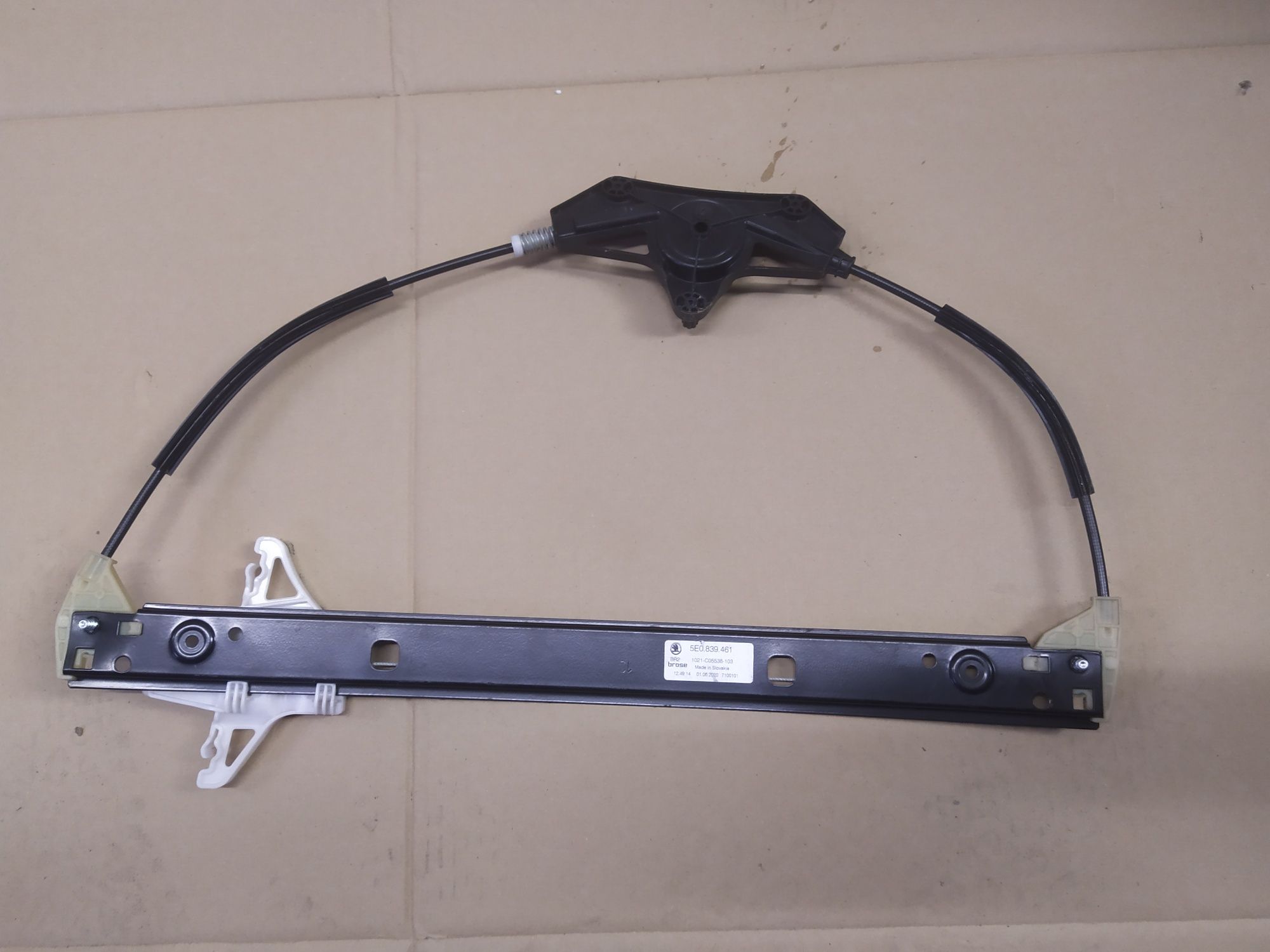 Skoda Octavia III 3 mechanizm szyby podnośnik lewy tył tylny drzwi