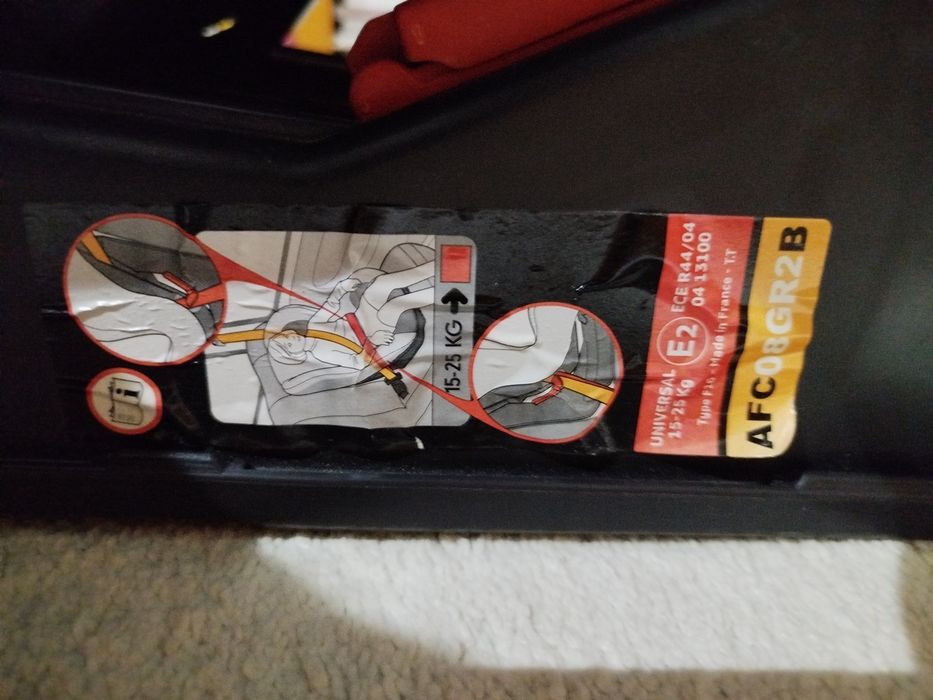 Vendo cadeira de criança