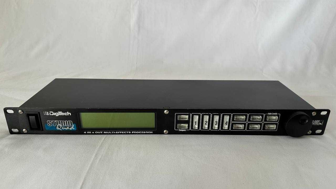 Digitech Studio Quad– Procesor efektów wielozadaniowy 4xStereo FX Rack