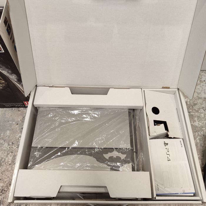 Ps 4 1 ТБ Ігрова приставка лімітована Sony playstation 4 ,