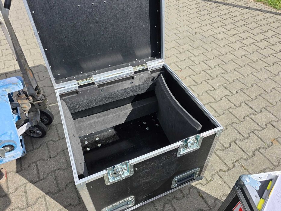 Duża skrzynia, flightcase, case na kołach, solidna na sprzęt muzyczny
