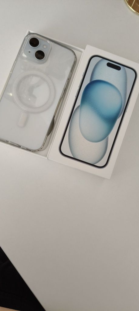 iPhone 15 blue 128