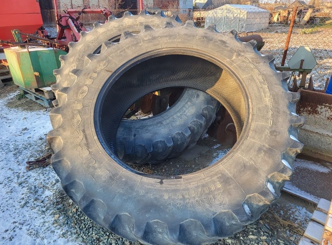 Opony 2 sztuki Firestone 208 R42 520/85