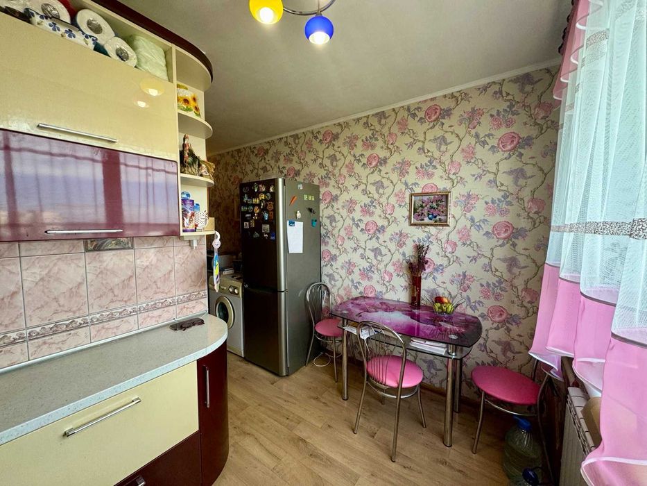 Продам недорого отличную 3х ком.квартиру в шикарном районе, Алексеевка