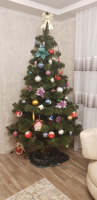 Елка искусственная 2,3 метра