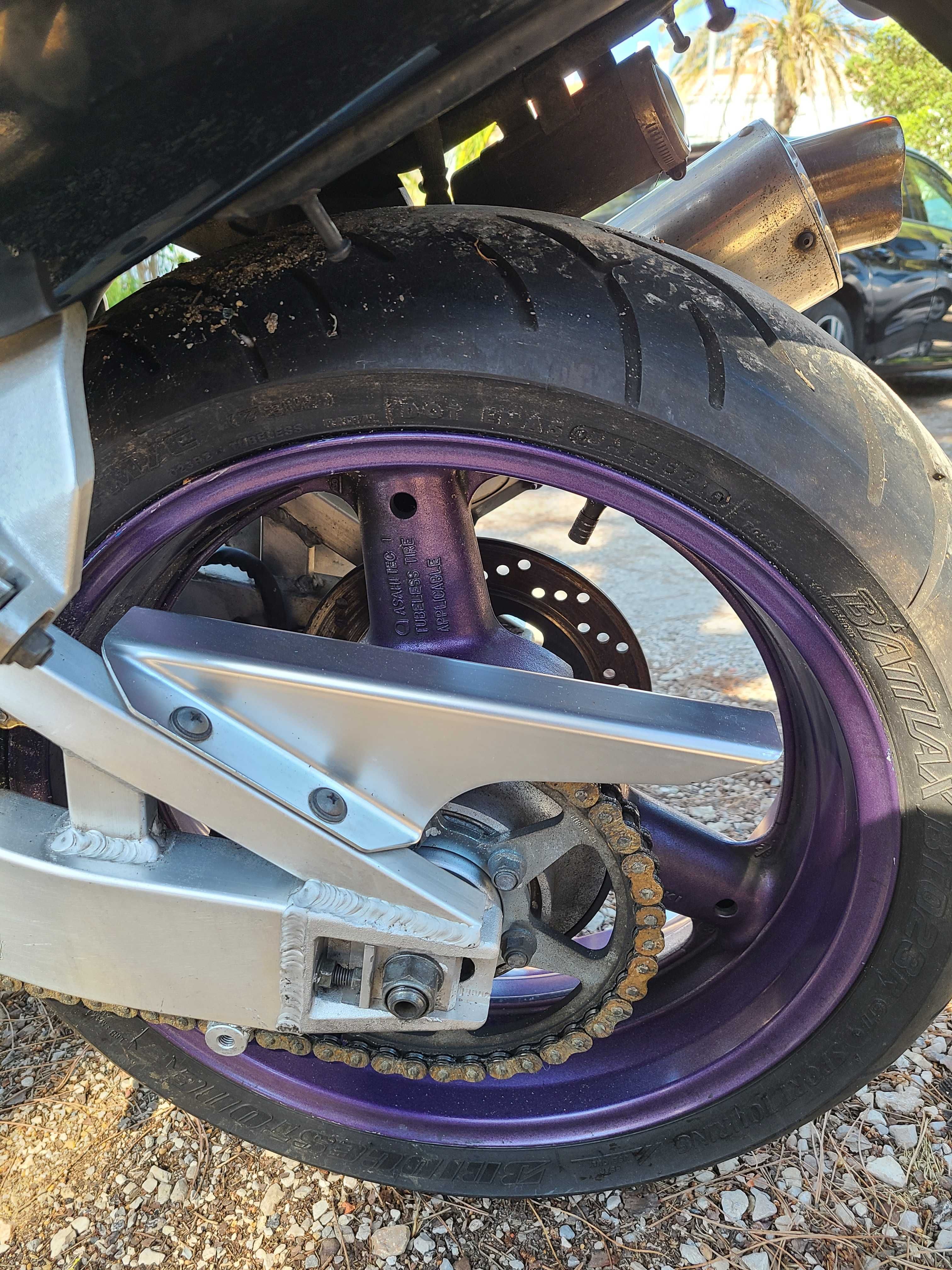 Suzuki GSXR 750 R Roxo