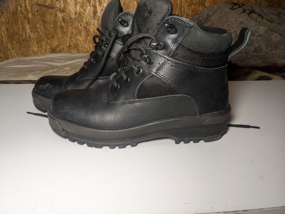 Продам мужские кожаные ботинки