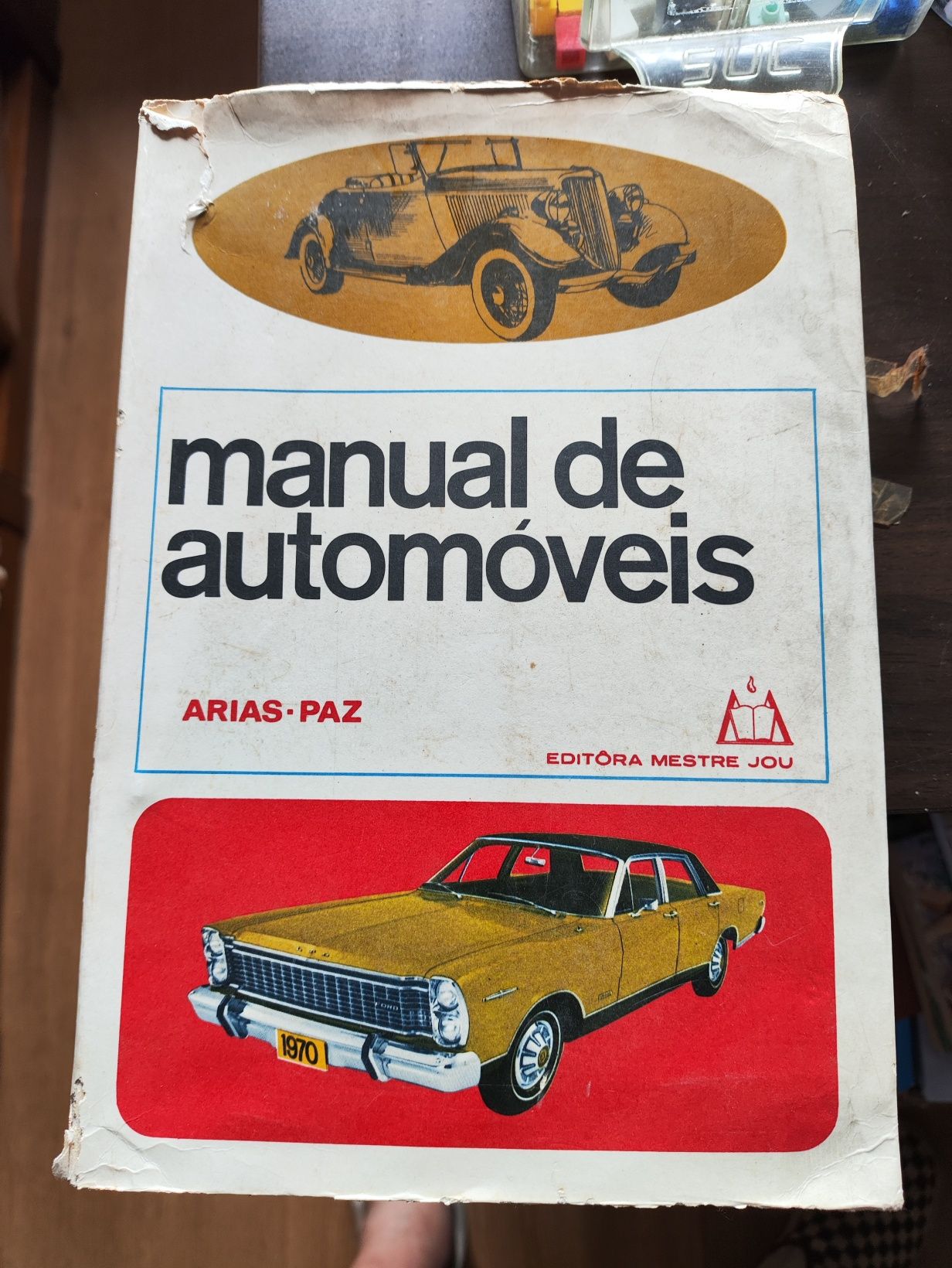 Livro Manual de automóveis editora mestre jou