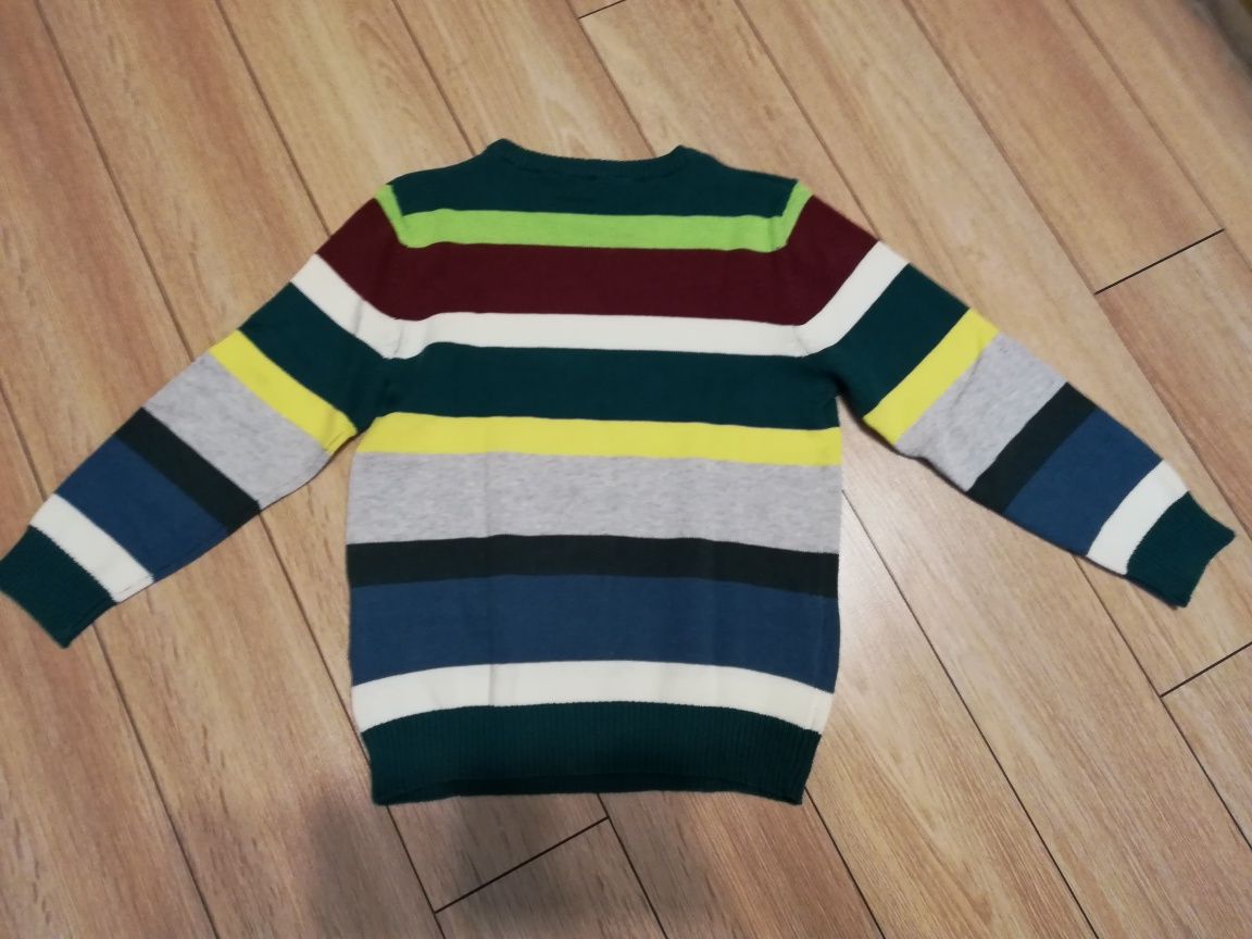 Sweter 110/116 firmy H&M Idealny