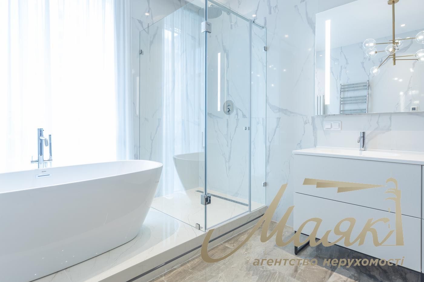 Аренда 4-к квартиры 180м² в ЖК Новопечерские Липки Драгомирова 15Б