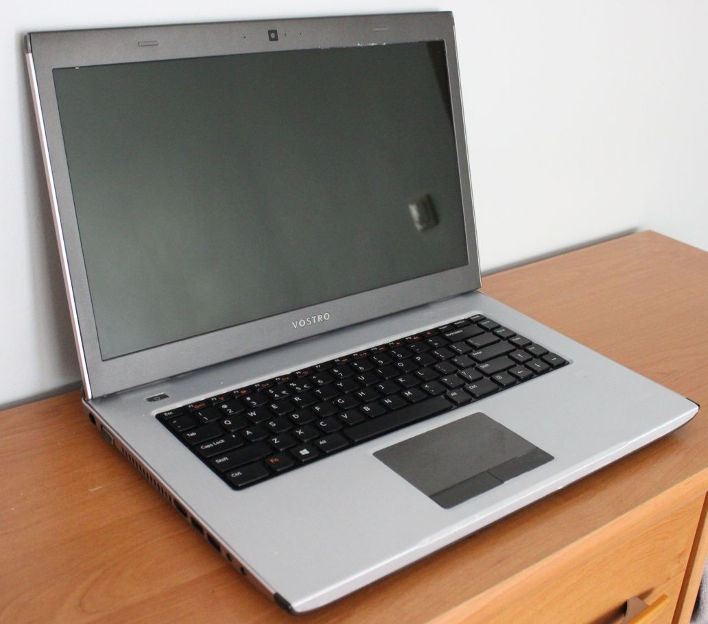 Dell Vostro 3560 i3 3110m 4GB RAM 320GB HDD