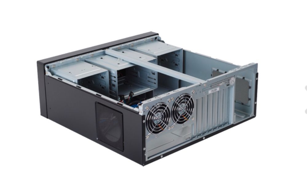 HTPC корпус SilverStone LC16M (Великобритания)