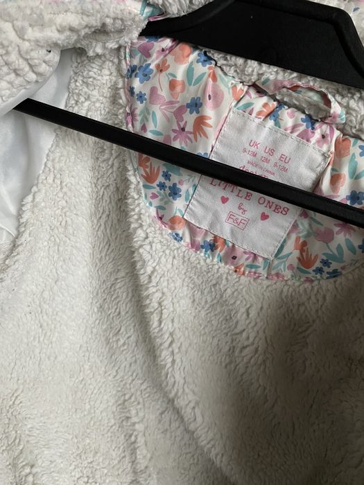 Śliczna zimowa kurteczka dziewczęca F&F 74-80cm