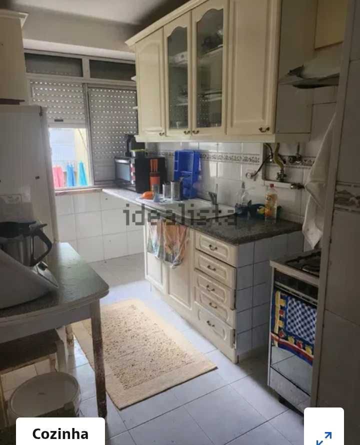 Aluguer quarto duplo paras senhoras / estudantes