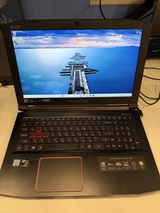 Acer predator helios 300