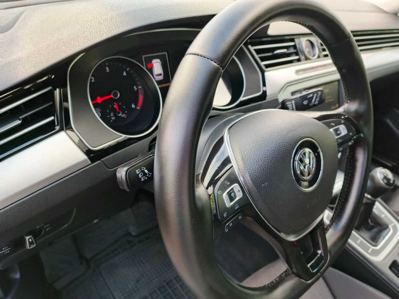 VW Passat B8 COMFORTLINE + LED 2015 р.в.