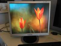 Monitor 17" Samsung Syncmaster 713n