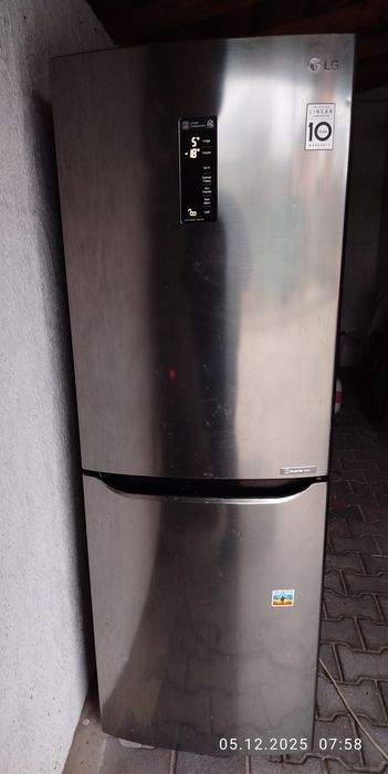 Продам холодильник LG