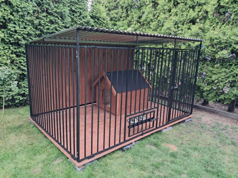 Kojec dla psa. Solidnie wykonany.