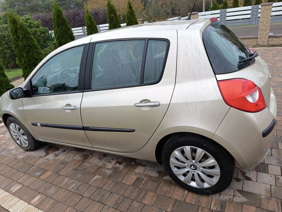 Renault Clio III benzyna 1.4 2006
