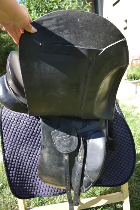 Siodło ujeżdżeniowe Barnsby 18"