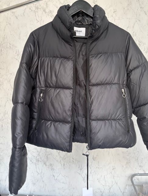 Продаю новую  женскую курточку Оригинал Baldinini ( размер S )
