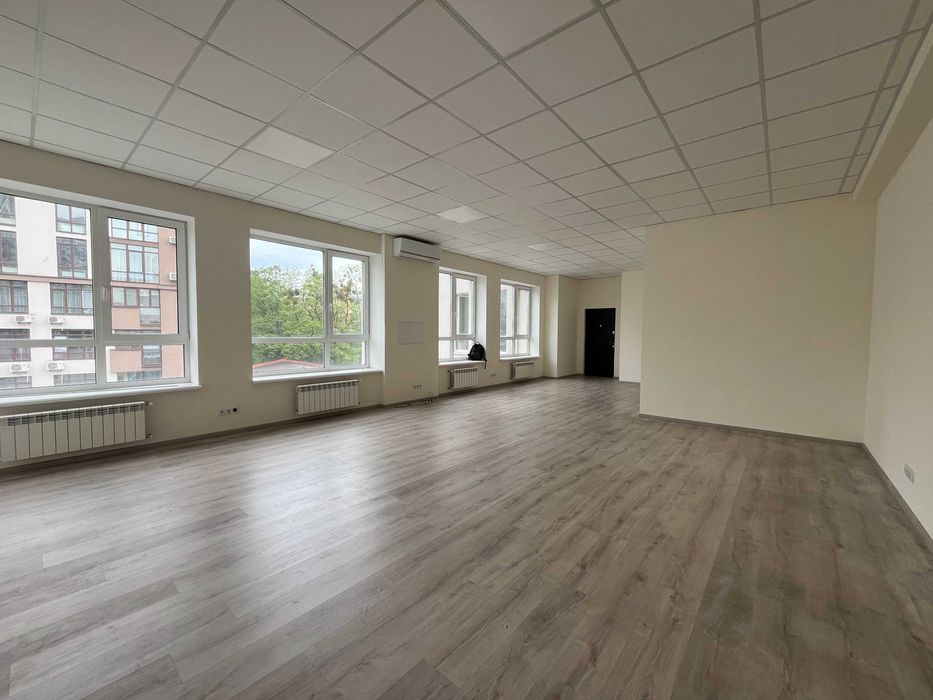 БЕЗ% Продам офіс Глибочицька 17, з ремонтом, площа 76 кв.м.