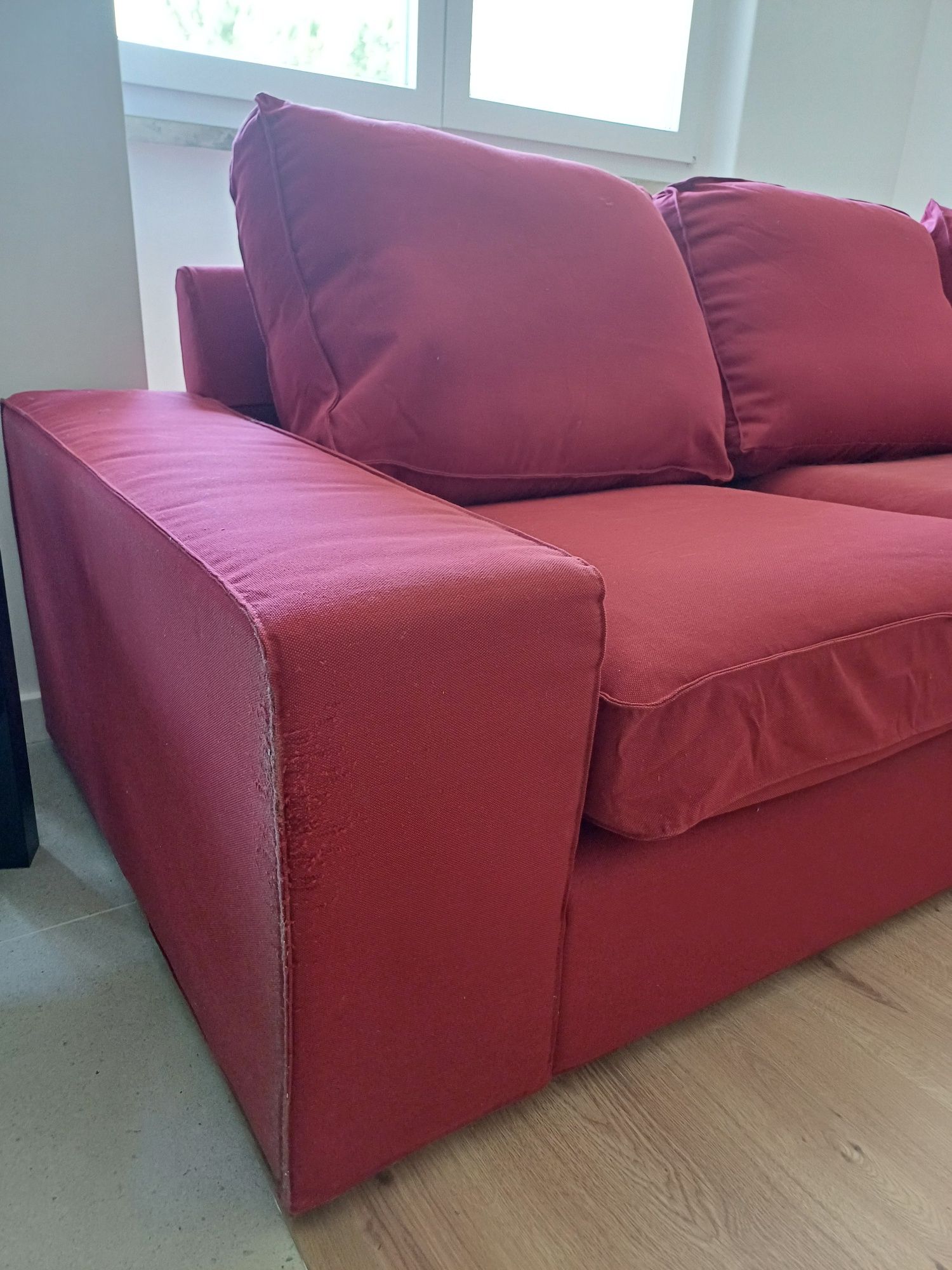 Sofá KIVIK IKEA 4 lugares com chaise longue
Usado como novo - estrutur
