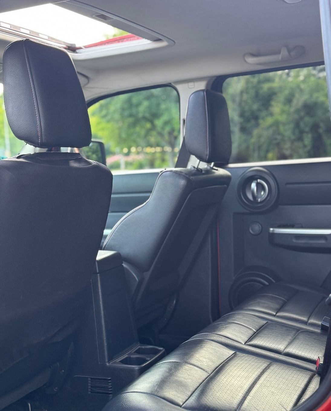 Dodge Nitro Automat 2.8