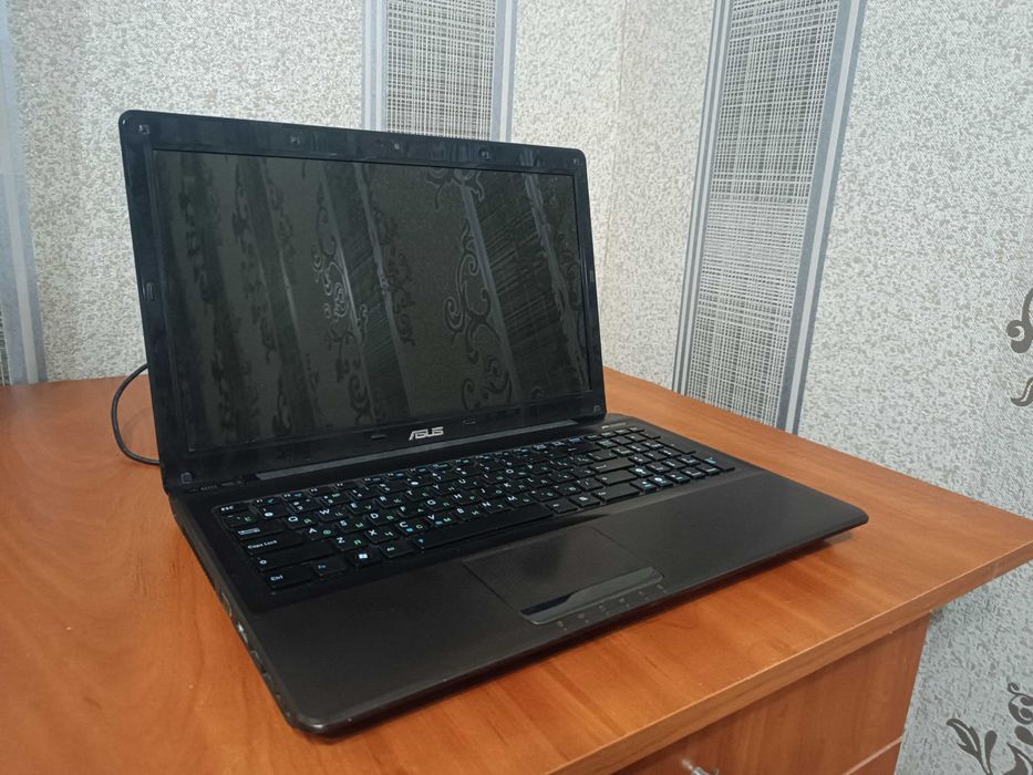 Ноутбук ASUS K52D