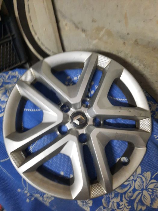 Ковпаки Renault R16 під металеві диски оригінал