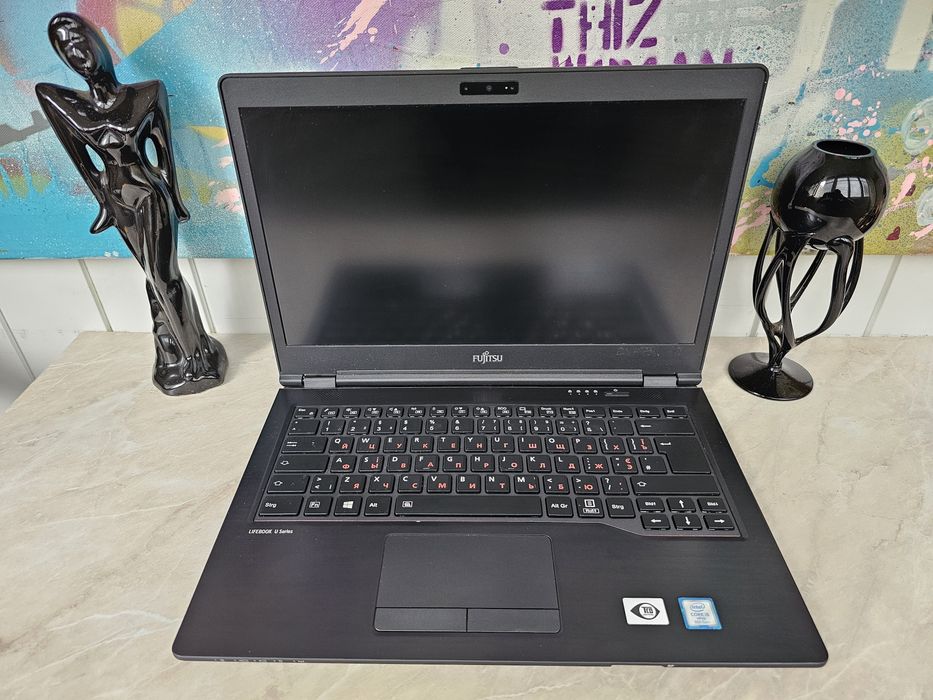 Ноутбуки Fujitsu LifeBook U748 (i5/16/256)