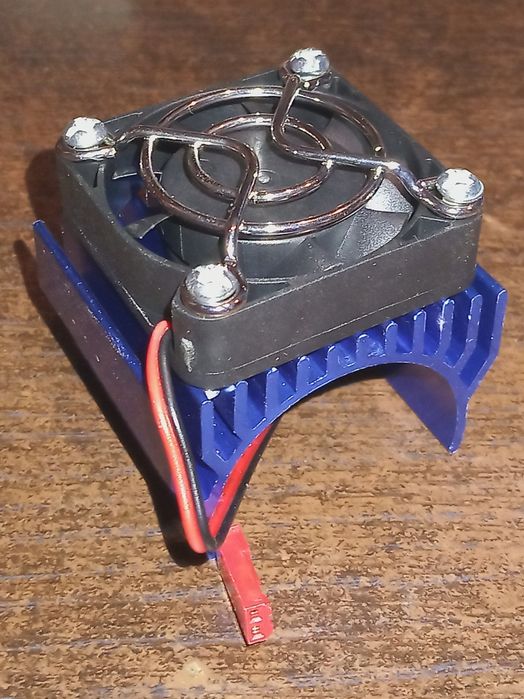 Radiator chłodnica do silników rc 36mm 1:10 SCX TRX 540