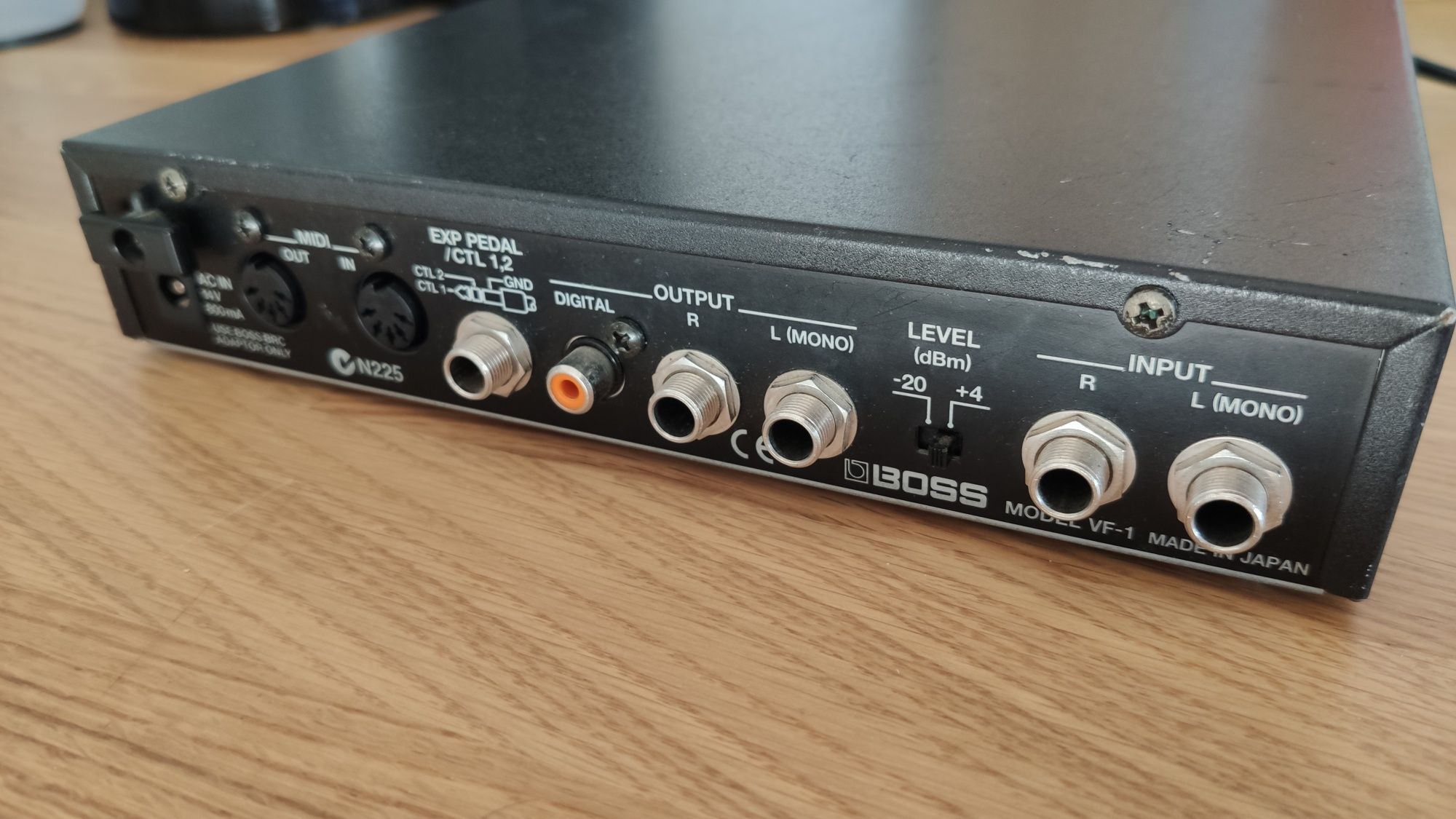 Procesor Efektów Gitarowych Multiefekt Boss VF-1