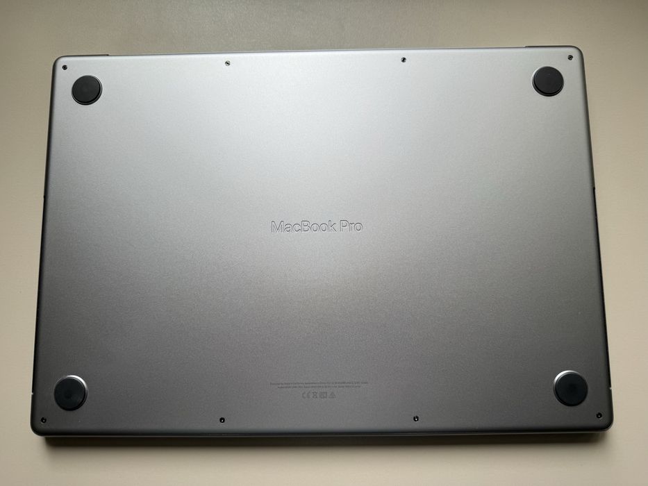 Macbook Pro 16 2021 M1 Pro 16GB 1TB Space Gray