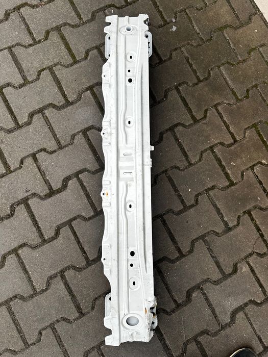 Belka przednia pod zderzak Subaru forester sj 4 IV 2015r