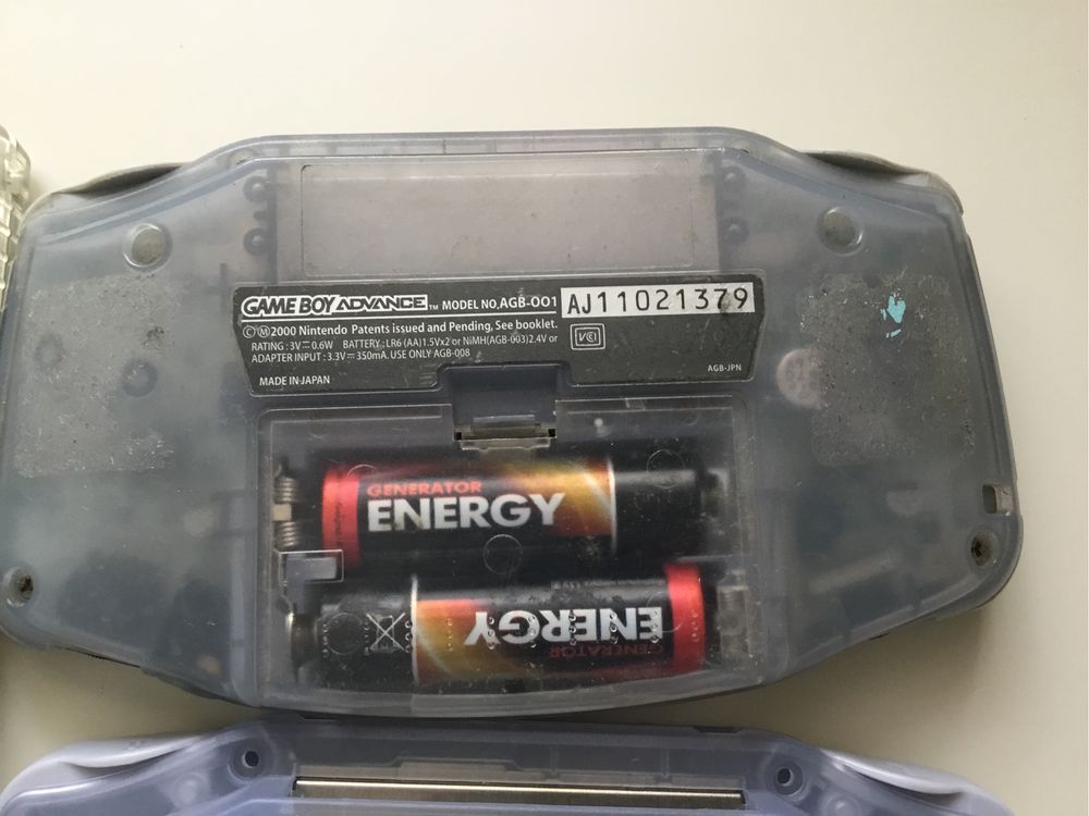 Продам раритет  nintendo game boy, advance