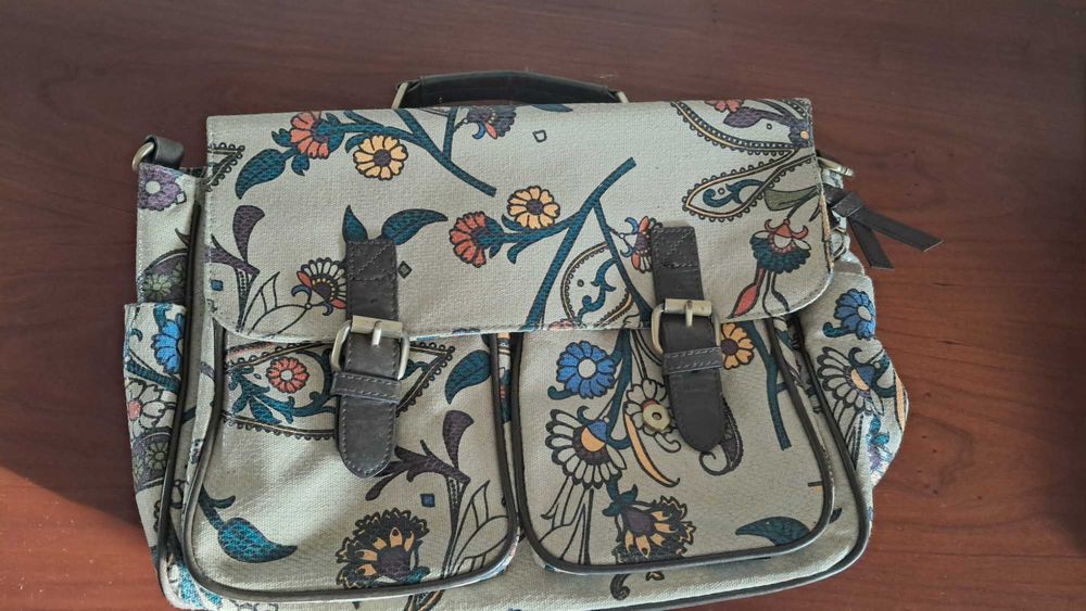 Bolsa média parfois