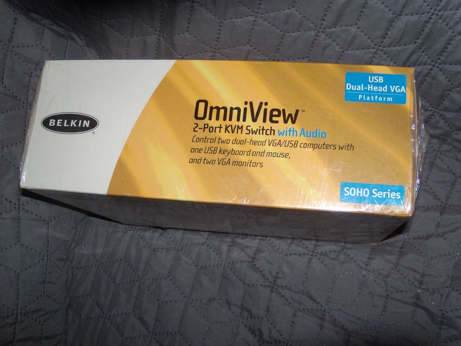 Belkin OmniView 2-portowy przełącznik KMV z audio