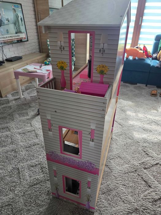 Domek dla lalek duży