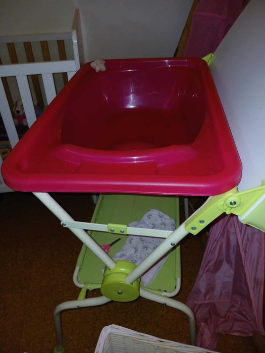 Quarto muito completo para bebé menina