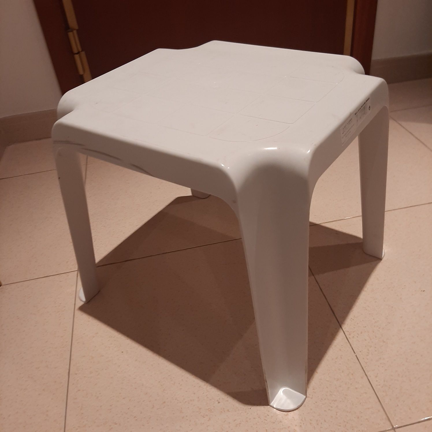 Mesa de apoio ou criança