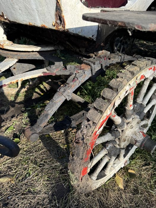 Карета візок під реставрацію.