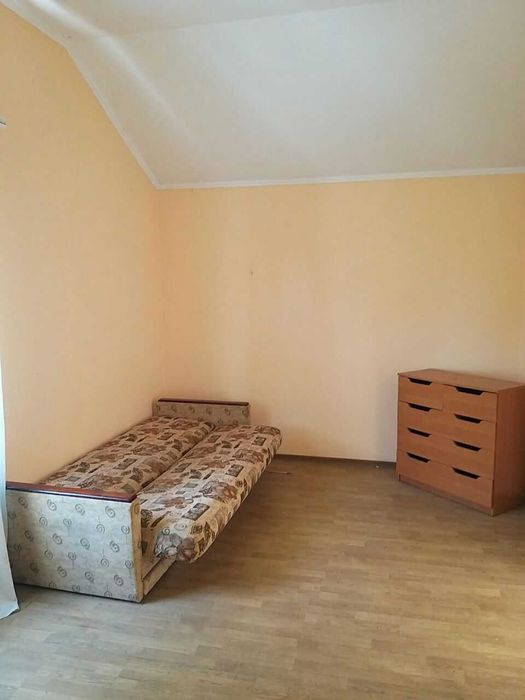 Комнаты на Любой срок на Молодой Гвардии .К морю 10 мин.