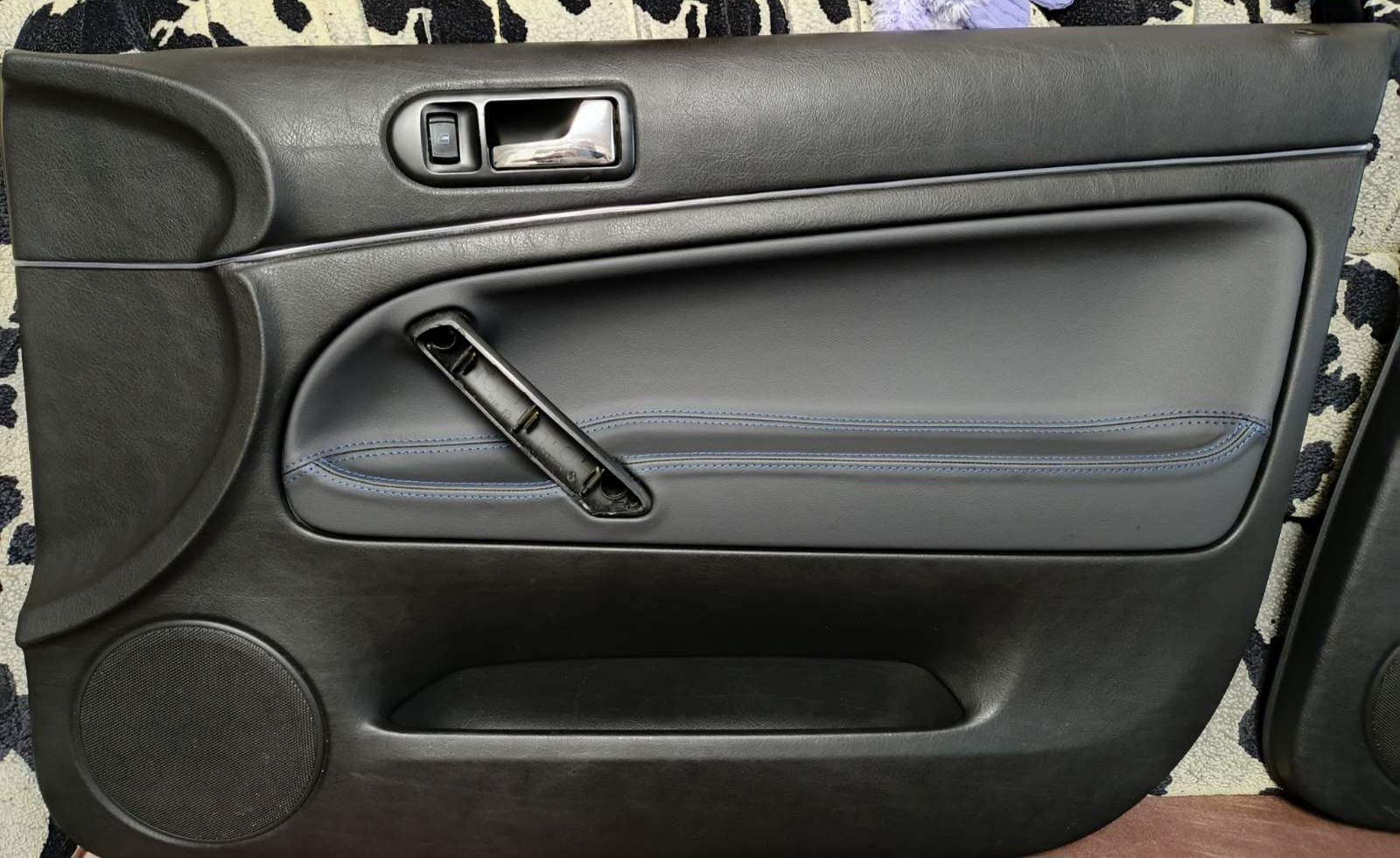 Комплект для перетяжки дверних карт volkswagen passat b5/ b5+