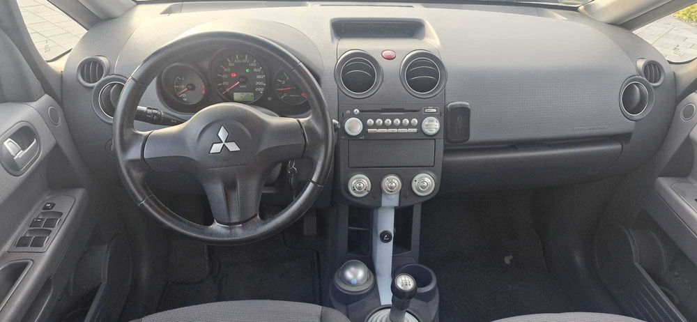MITSUBISHI COLT 1.5  benzyna Klima